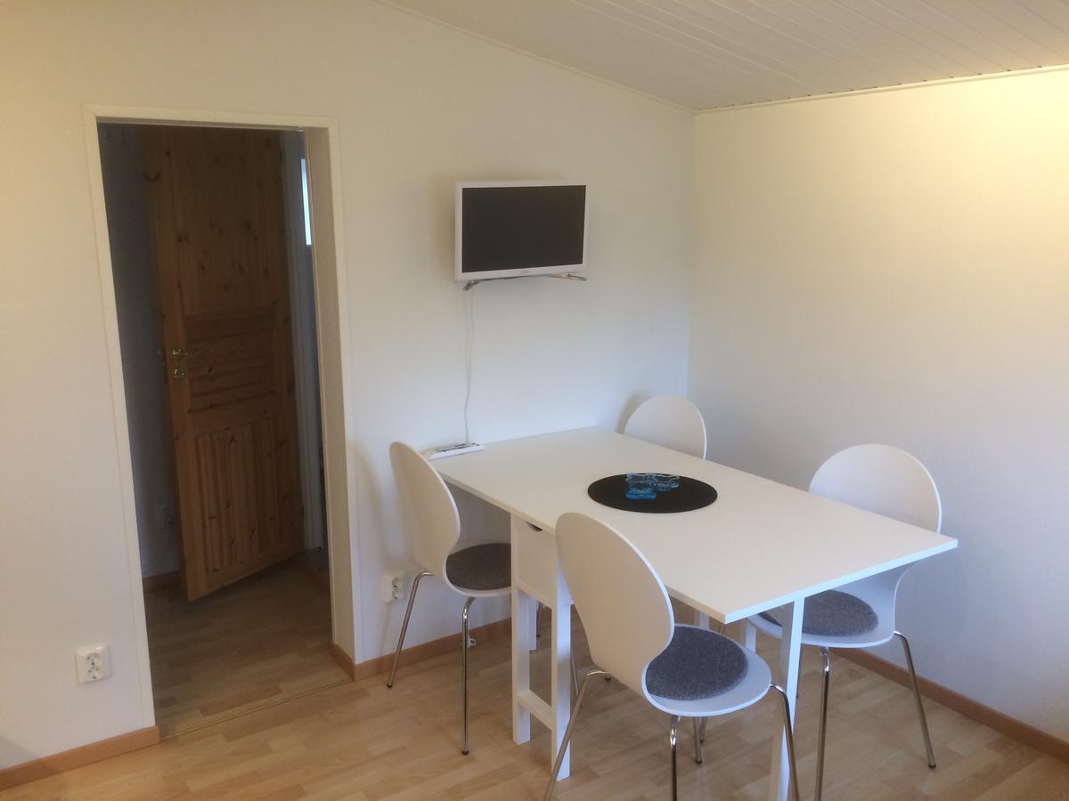 Lillstugan Falkoepingsvaegen Broddetorp Ngoại thất bức ảnh